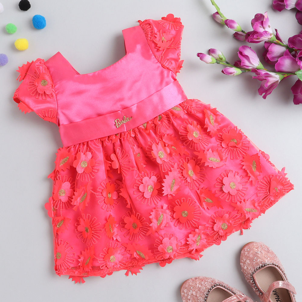

features material polyester the actual product may differ slightly in