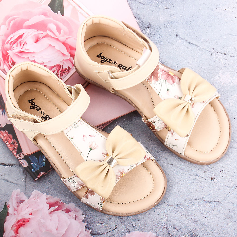 Buy Pink Sandals for Girls by Feetwell Shoes Online | Ajio.com