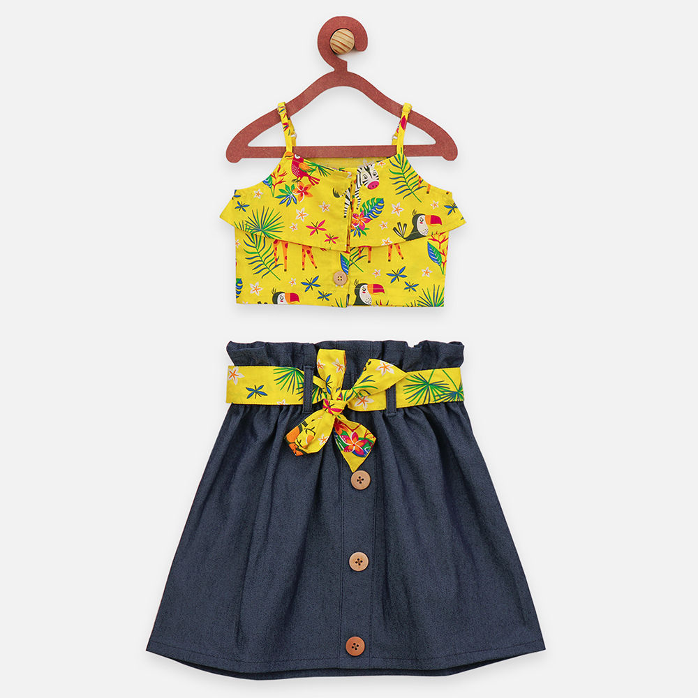 

features material cotton blend the actual product may differ slightly