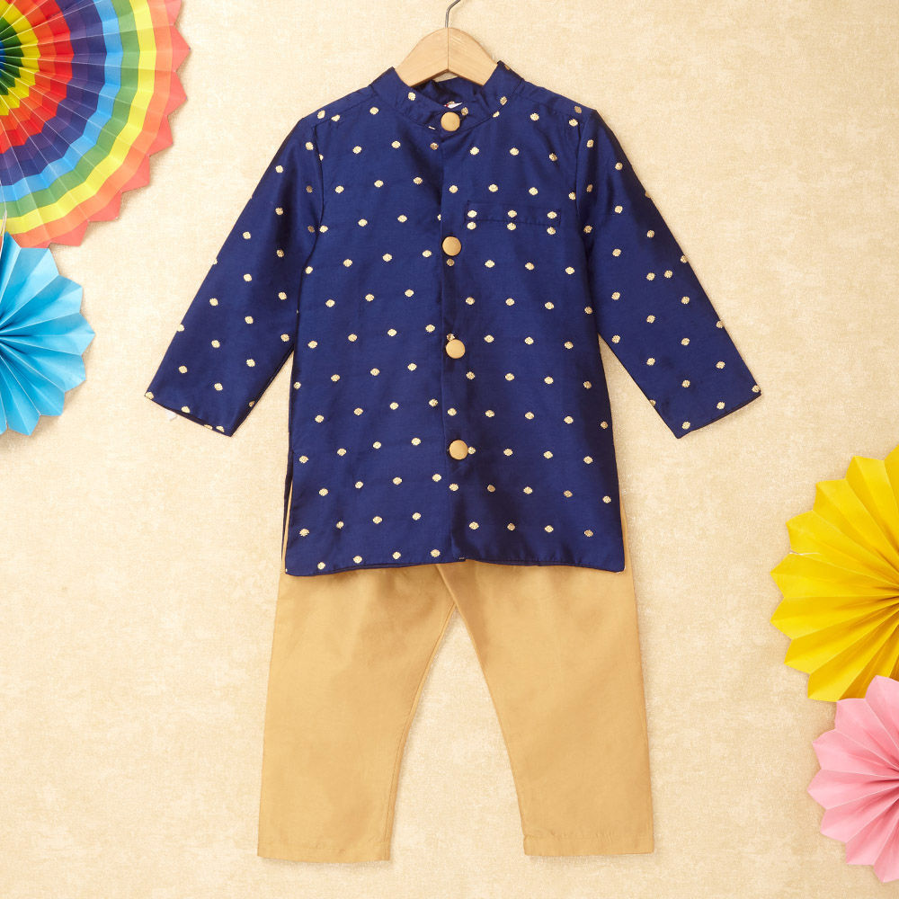 

features fabric 100 silk actual product may slightly vary what