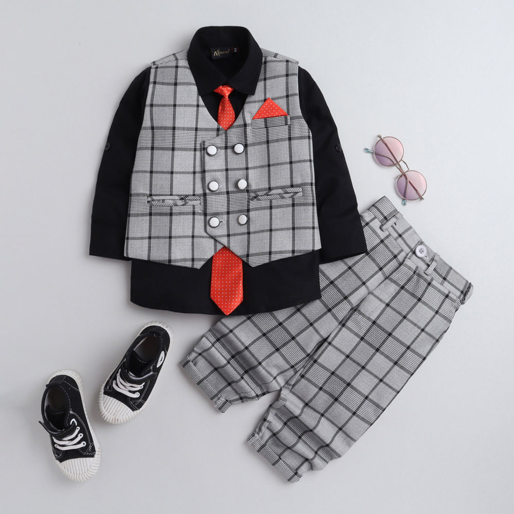 

features material cotton blend the actual product may differ slightly