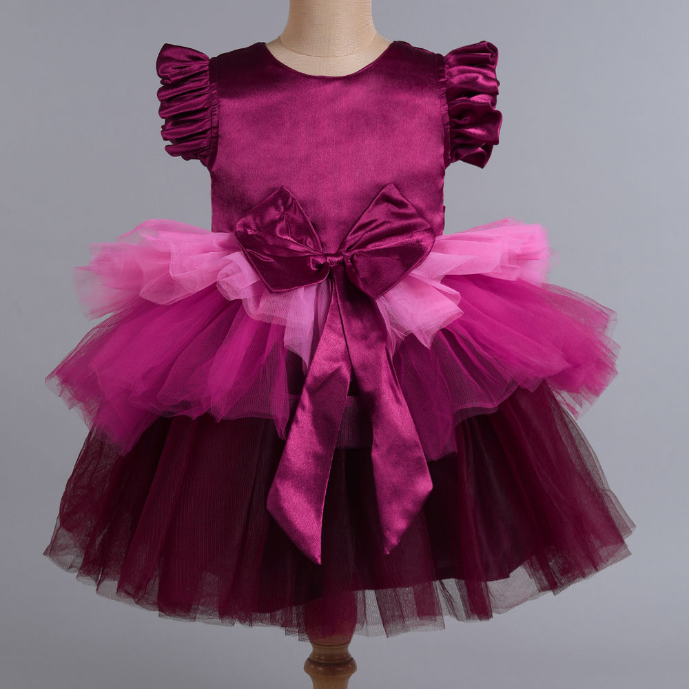 

features material polyester blend fit type slim the actual product
