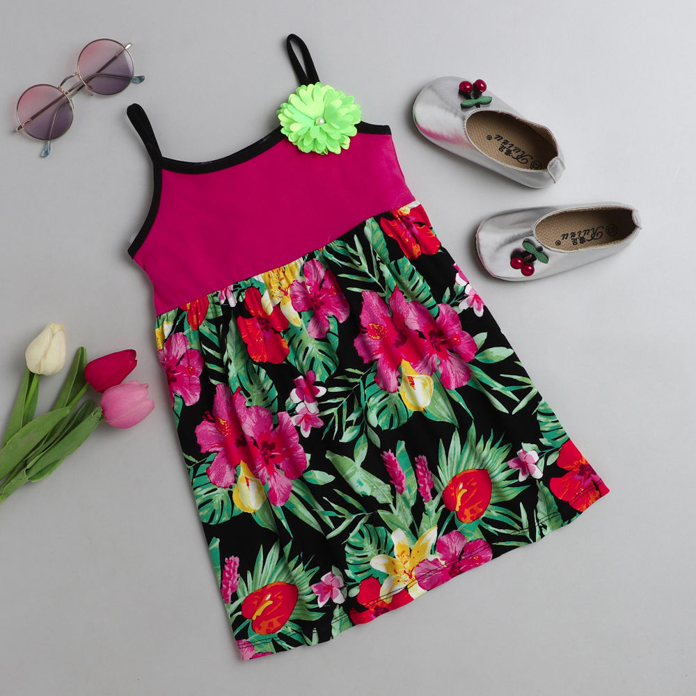 

features material top 100 cotton bottom 100 polyester the actual