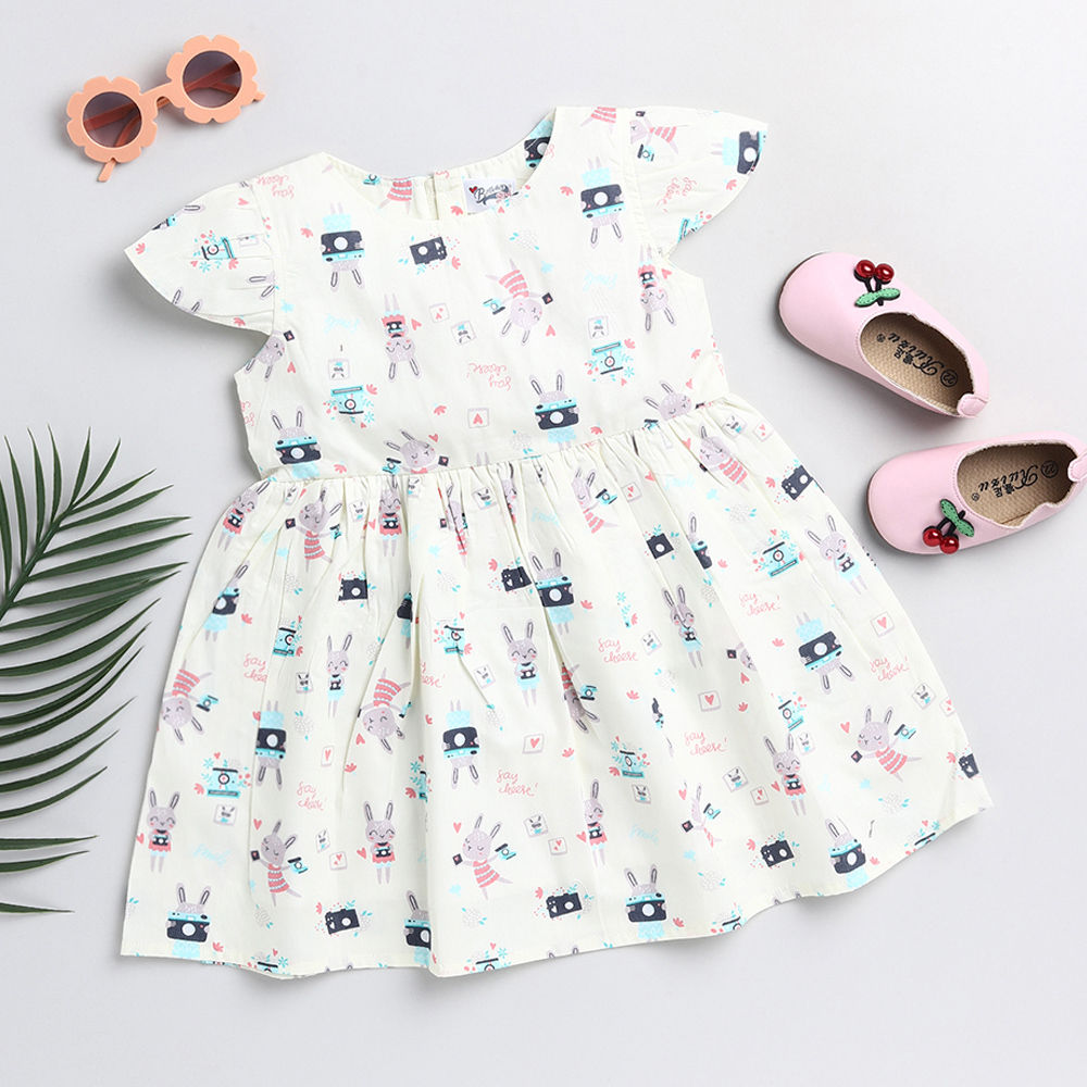 

features material 100 cotton the actual product may differ slightly