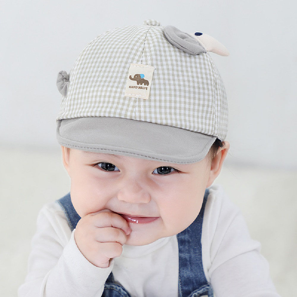

features the actual product may differ slightly in color from