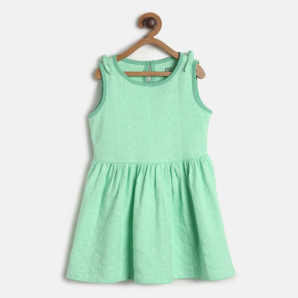 

features material 100 cotton the actual product may differ slightly