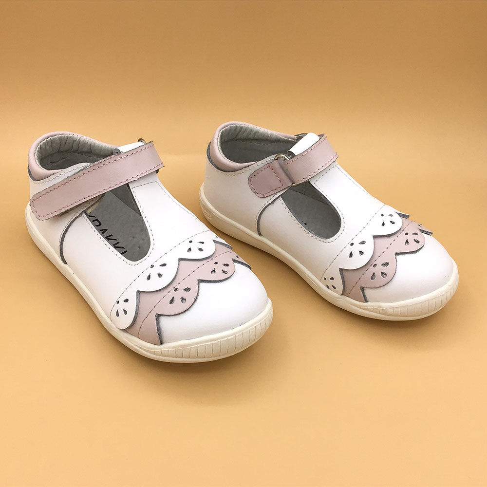 

features outer sole synthetic leather the actual product may differ