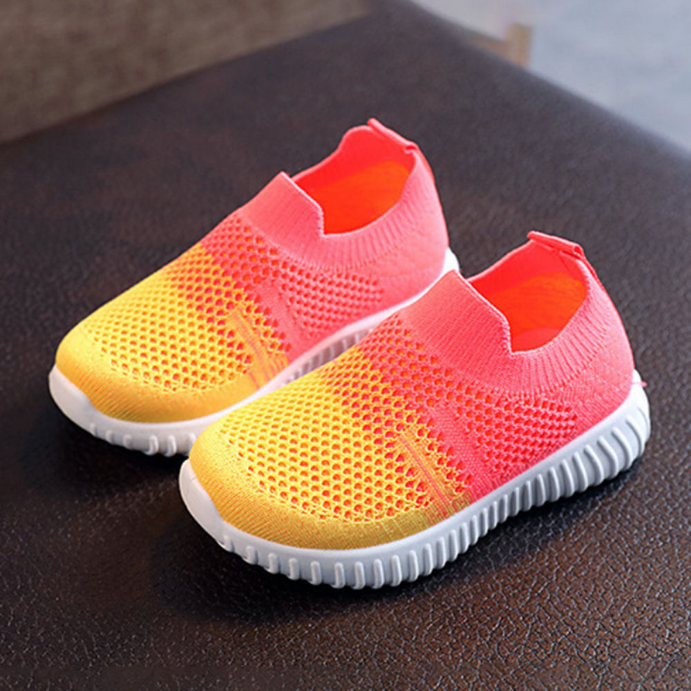 

features upper material 95 tpr 5 rubber sole material 95