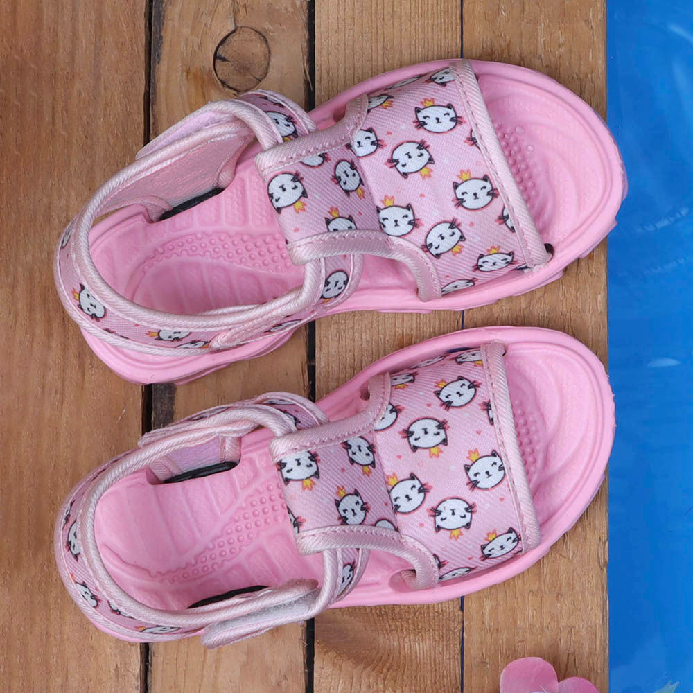 

features upper material eva sole material eva the actual product
