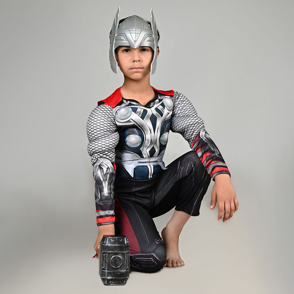

here’s a costume with a bit of style and character