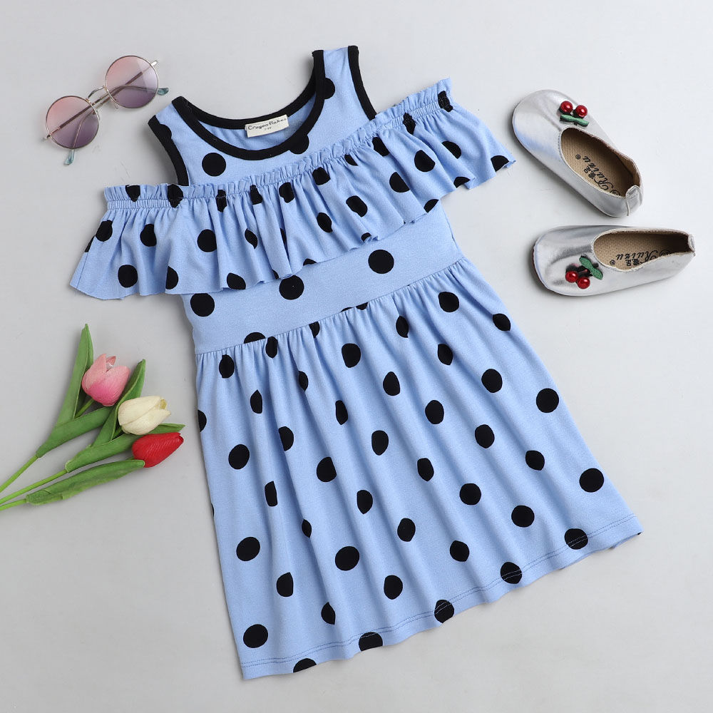 

features material polyester blend fit type slim the actual product