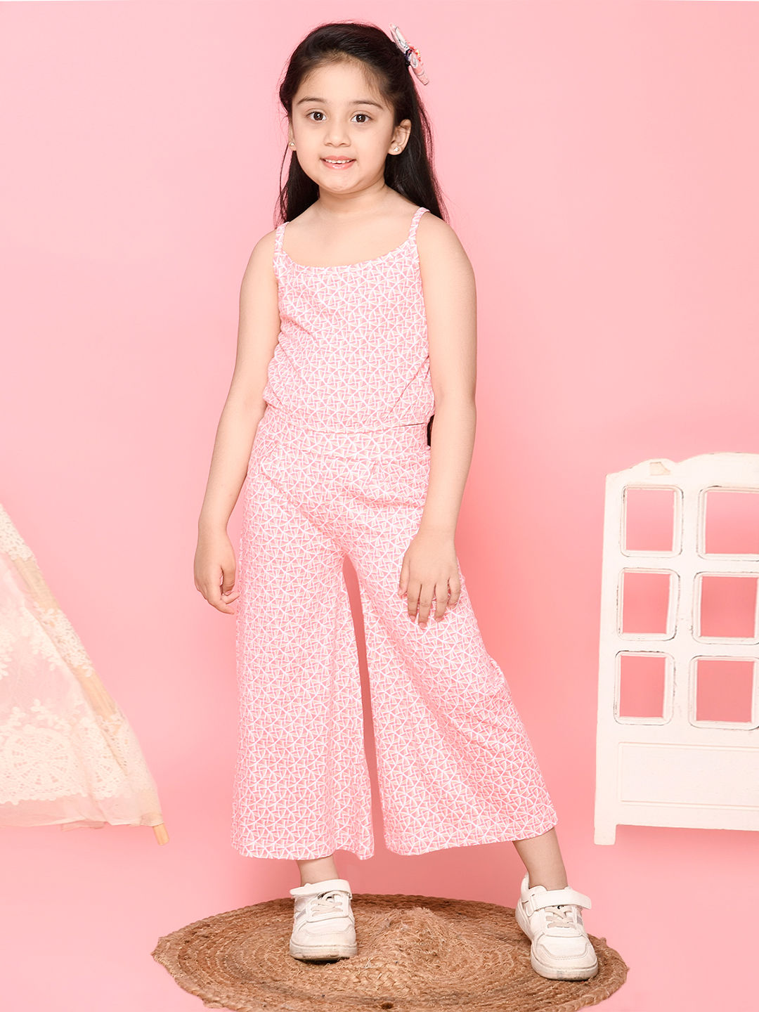

features material 100 cotton the actual product may differ slightly
