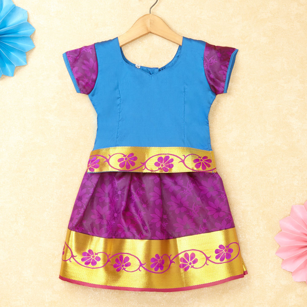 

features the actual product may differ slightly in color from