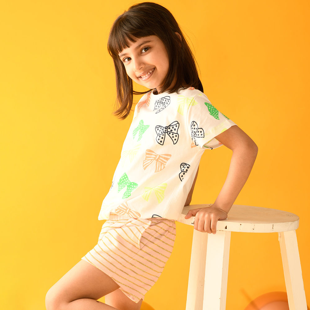 

features material 100 cotton the actual product may differ slightly