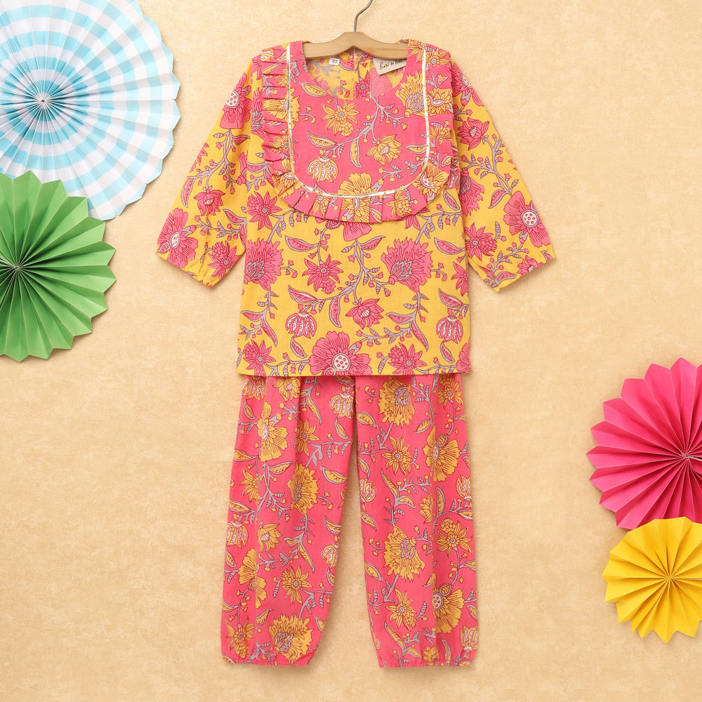 

features material 100 cotton the actual product may differ slightly