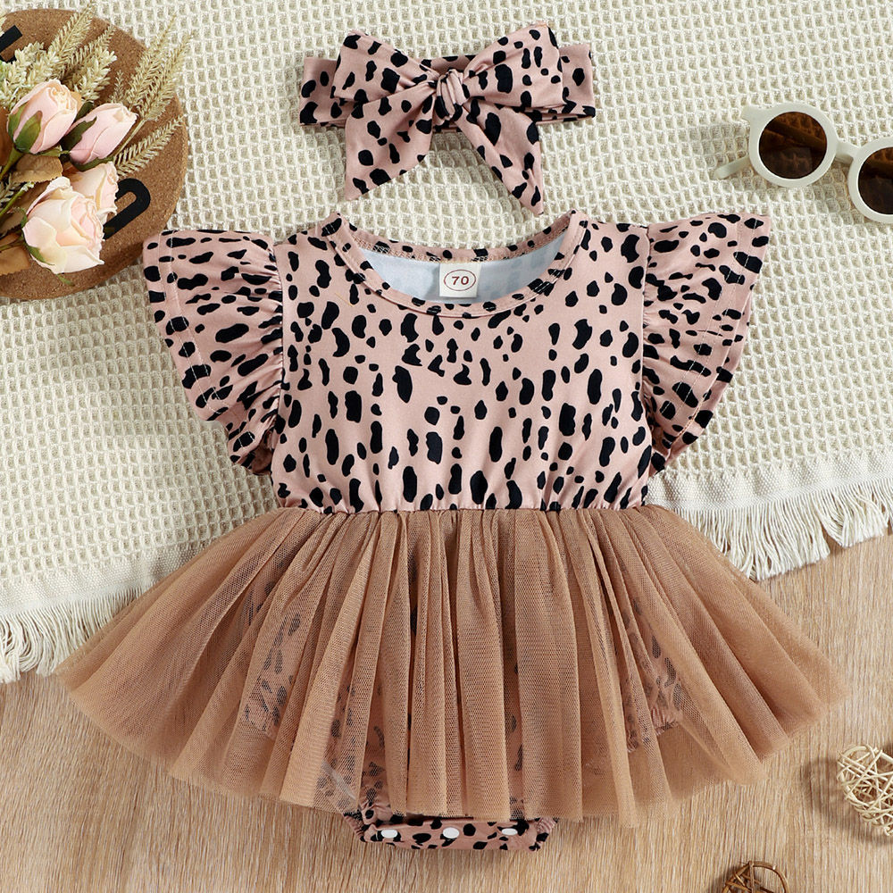 

features material 100 polyester the actual product may differ slightly