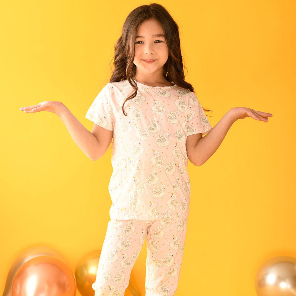 

features top material 100 cotton bottom material 100 cotton the