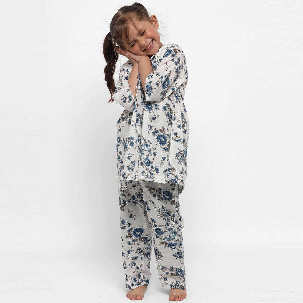 

features material 100 cotton the actual product may differ slightly