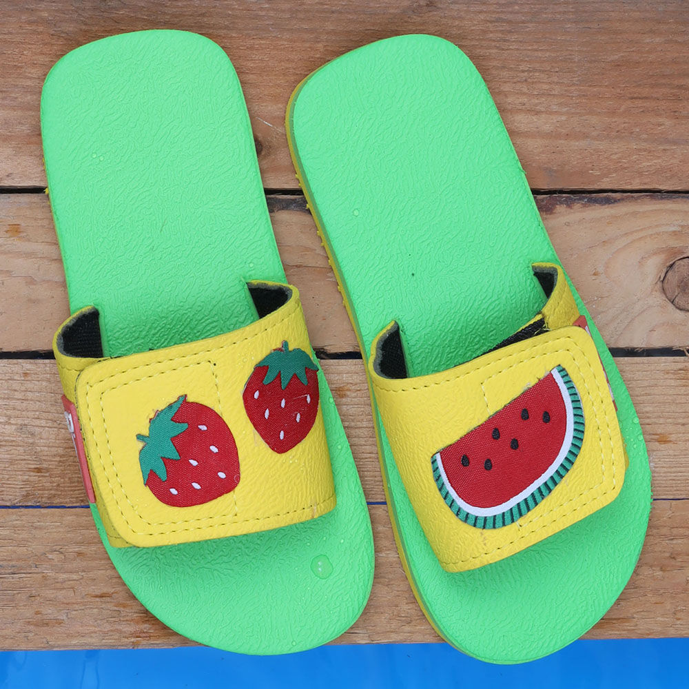 

features upper material 100 rubber sole material padded the actual
