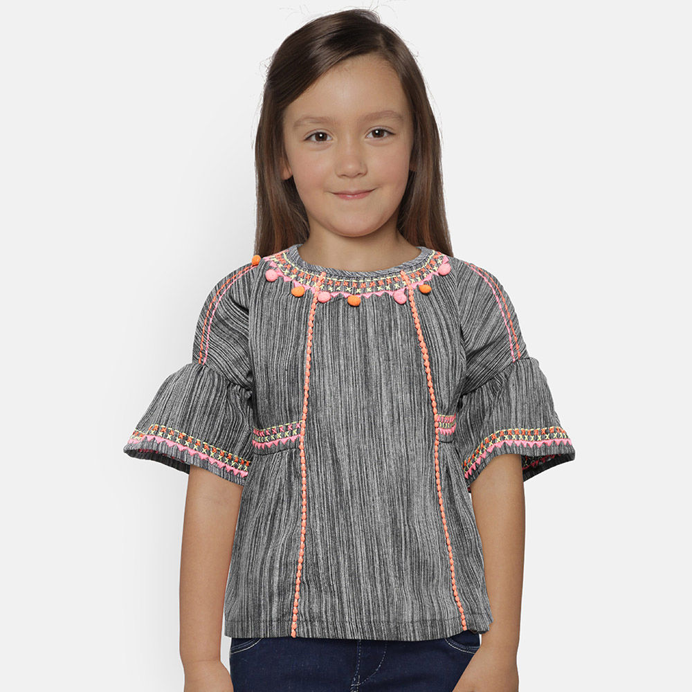 

features material 100 polyester the actual product may differ slightly