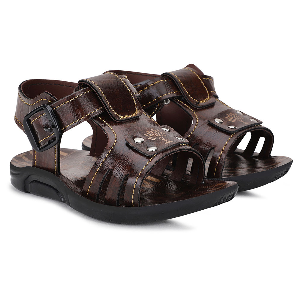 

features upper material 100 fabric sole material 100 synthetic leather