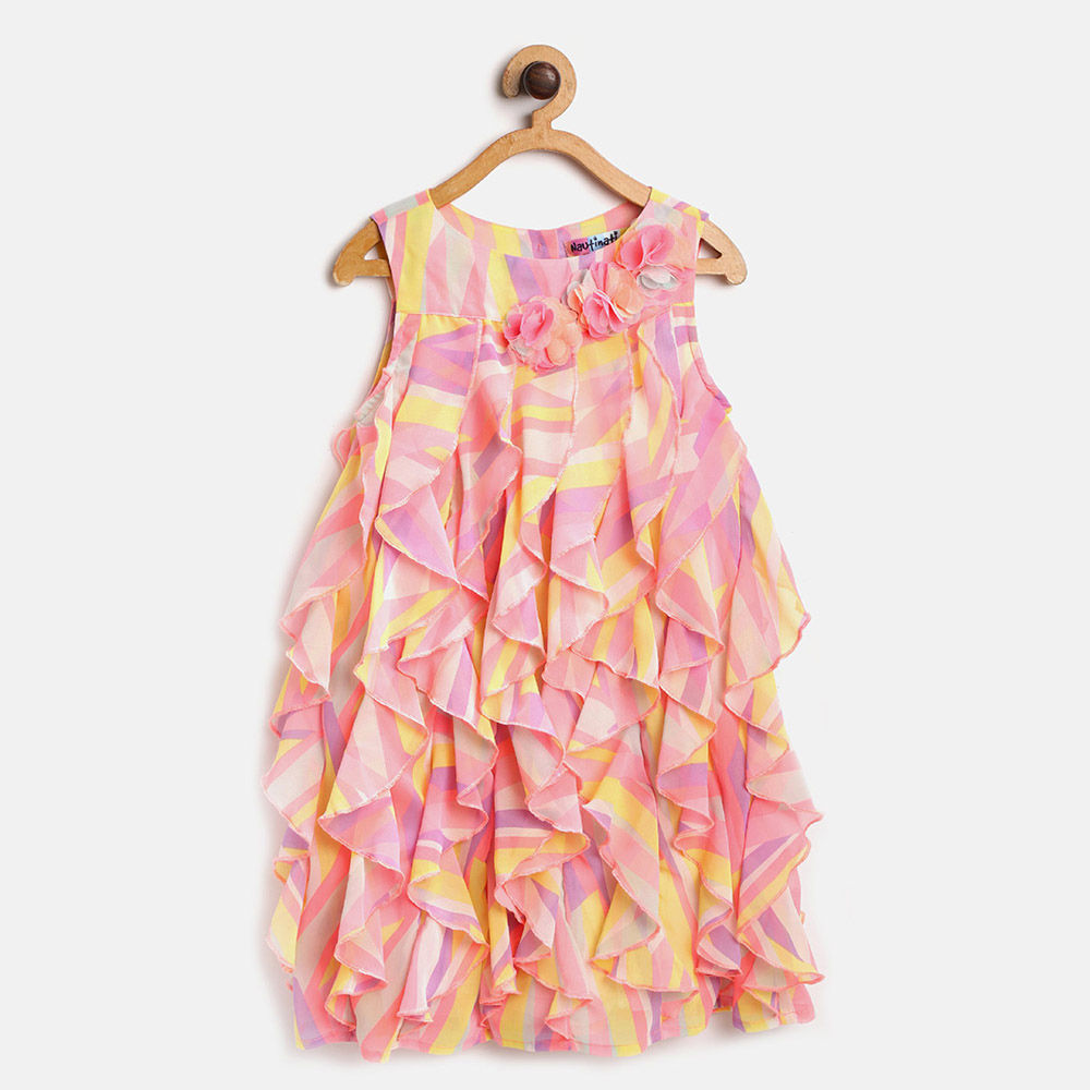 

features material 100 polyester the actual product may differ slightly