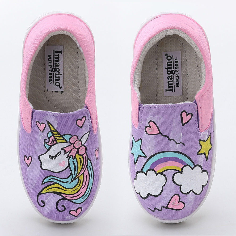 

features upper material 100 fabric sole material 100 polyurethane the