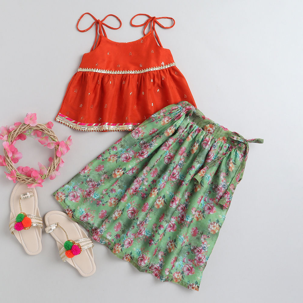 

features material 100 polyester the actual product may differ slightly