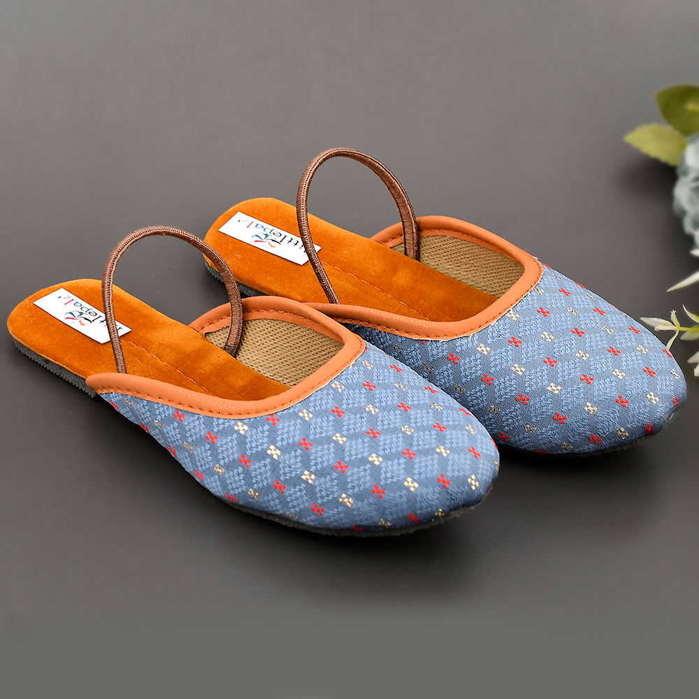 

features material cottonfabric sole type rubber pu the actual product