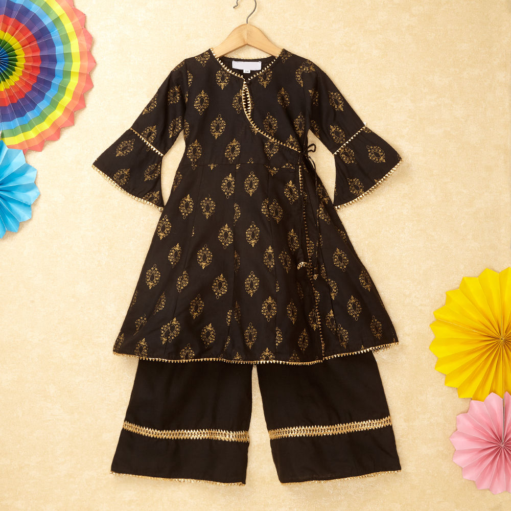 

features fabric cotton fit type slim the actual product may