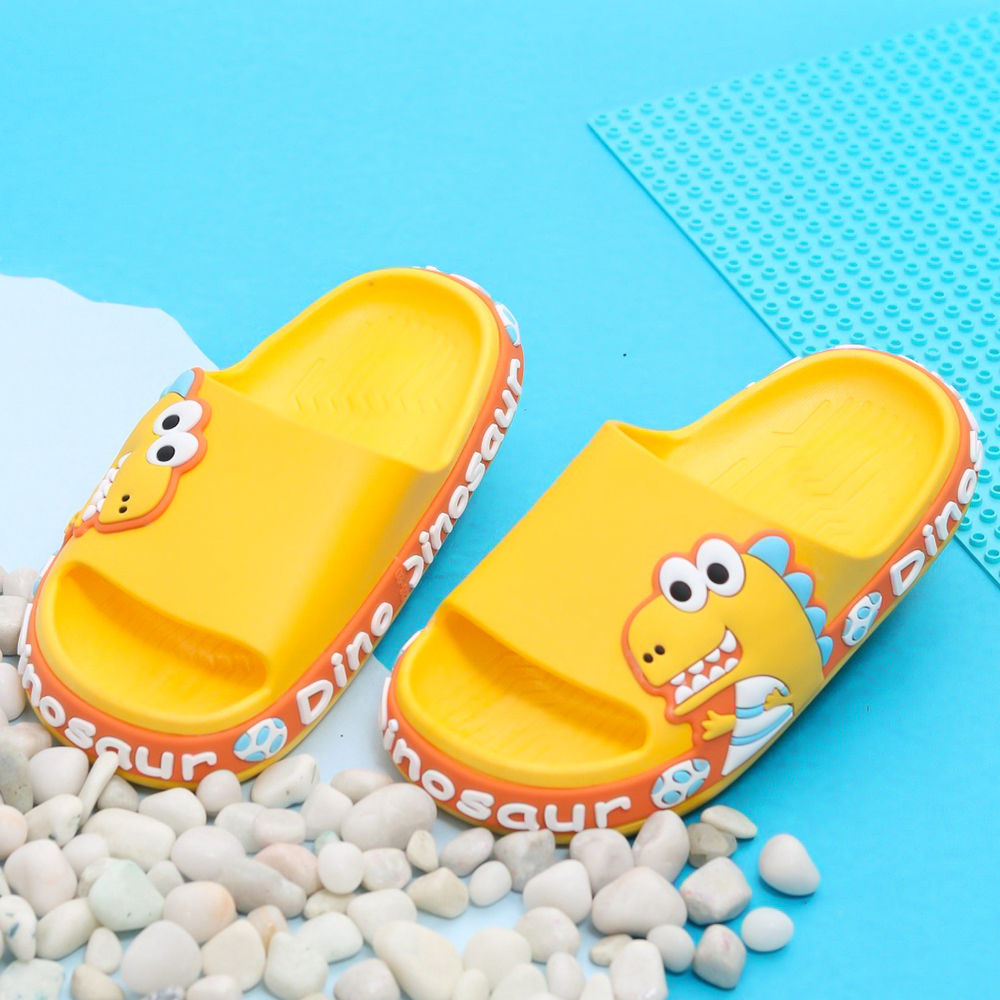 

features upper material rubber sole material rubber the actual product