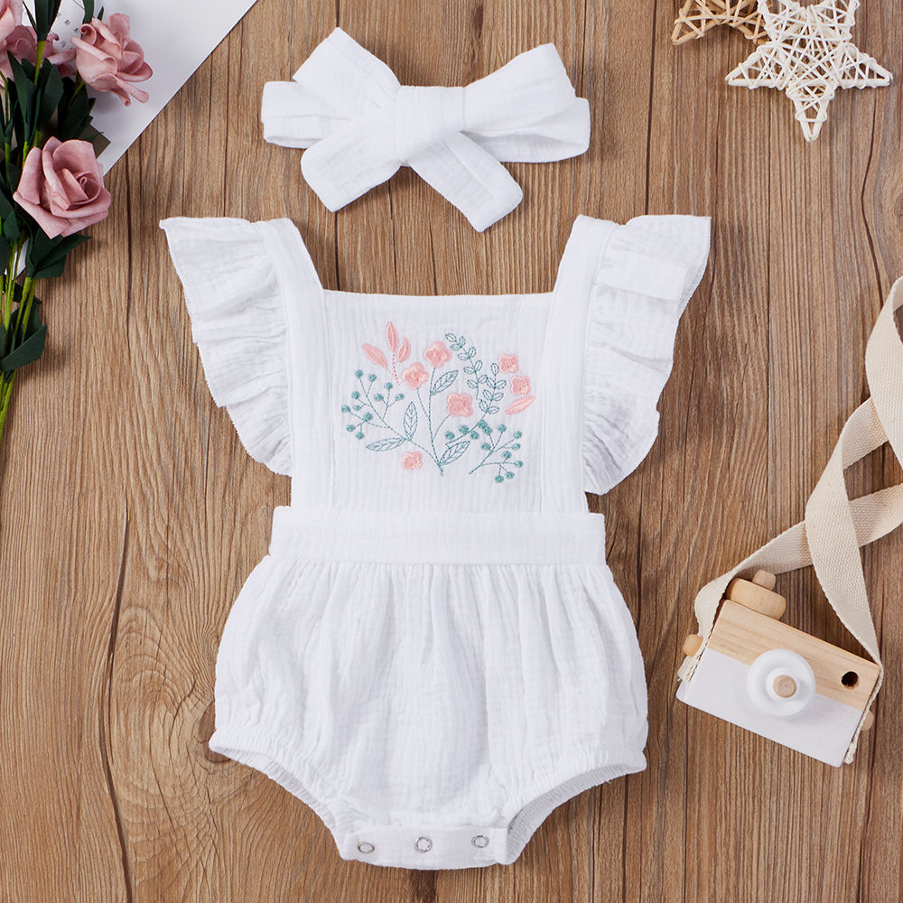 

features material 100 polyester the actual product may differ slightly