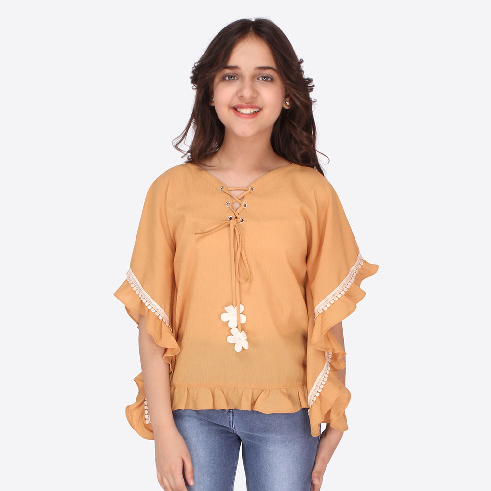 

features material 100 georgette the actual product may differ slightly