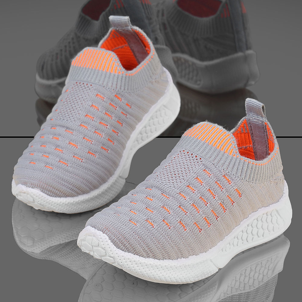 

features upper material synthetic pu sole material padded the actual