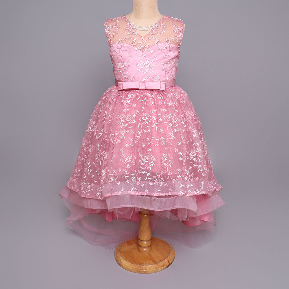 

features material 100 polyester fit type regular the actual product