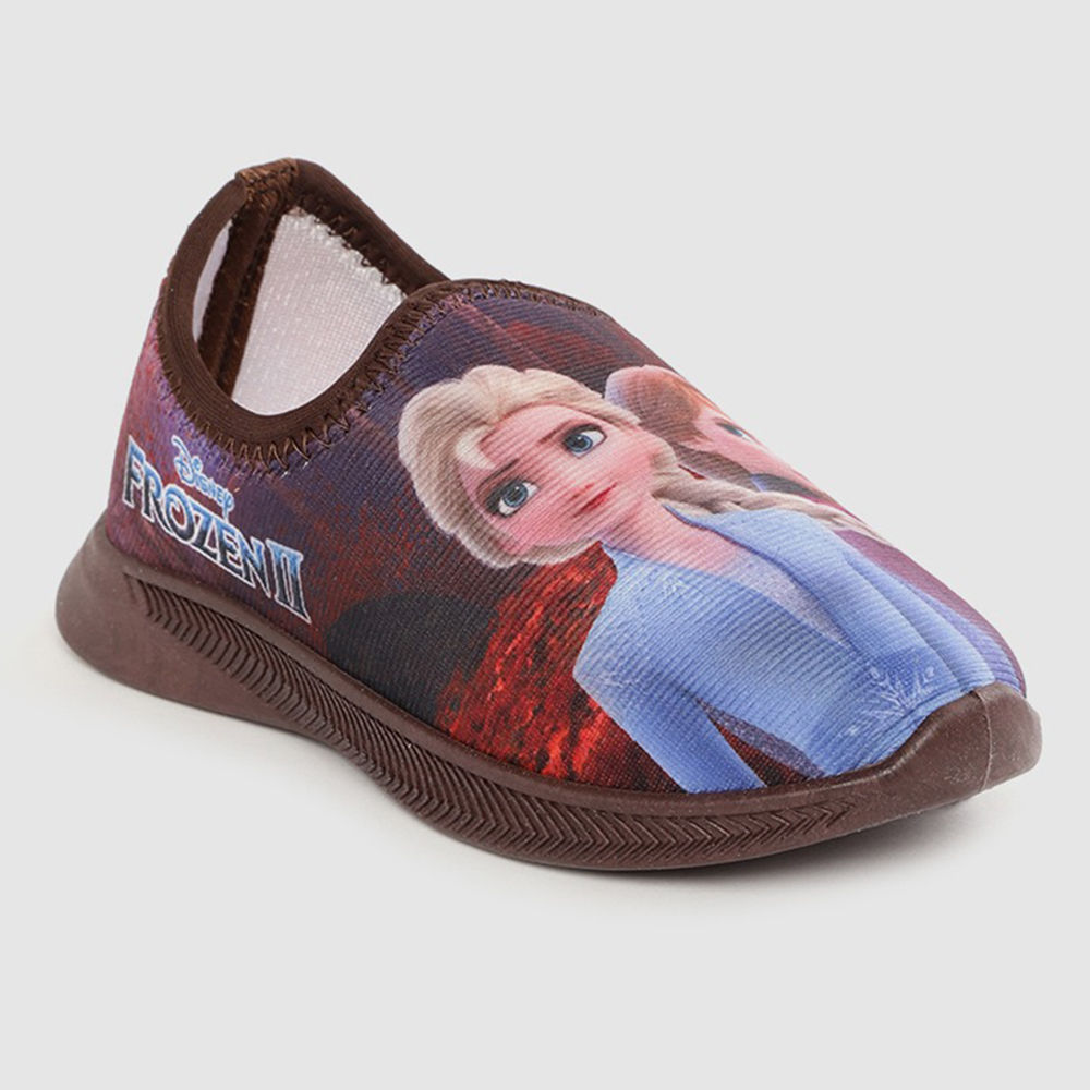 

features upper material fabric sole material pvc the actual product