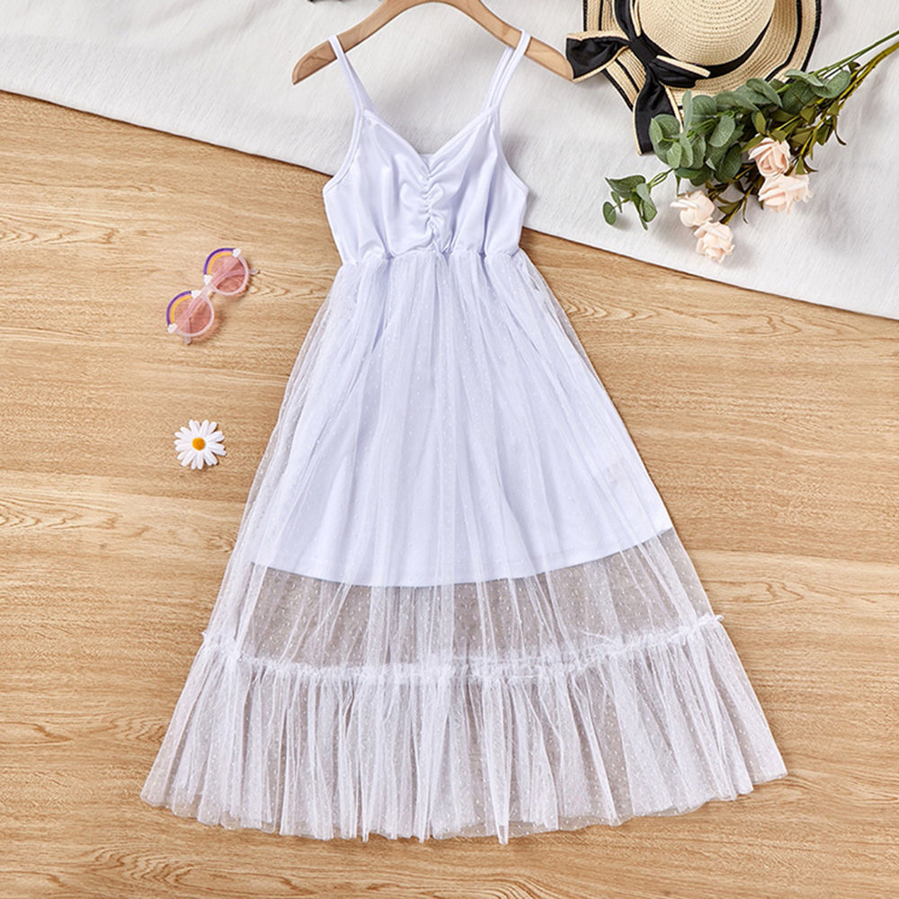 

features material 100 polyester the actual product may differ slightly
