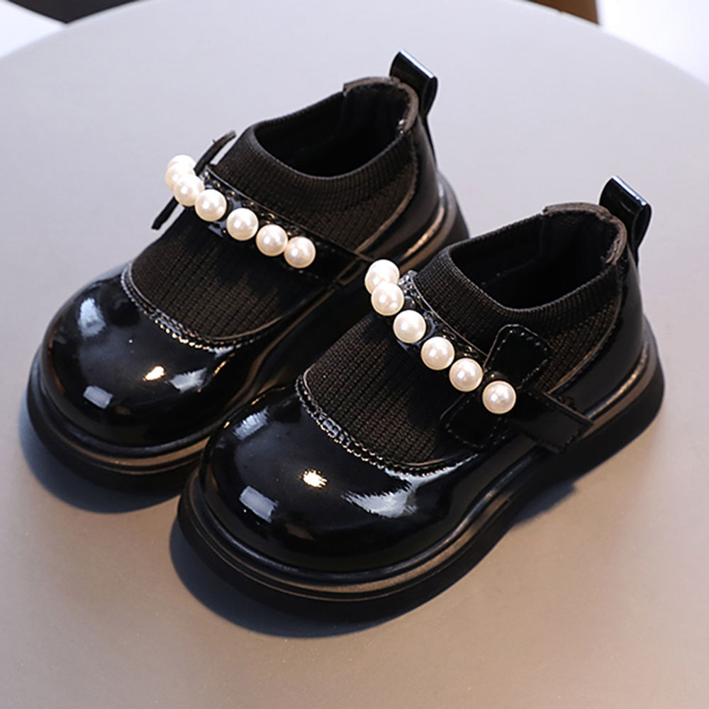 

features upper material 100 pu sole material 100 rubber the