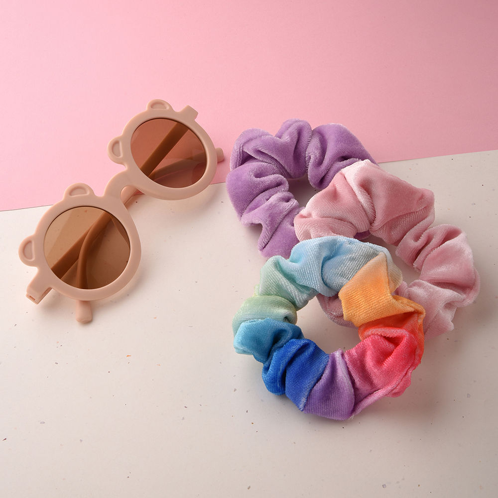 

keep it fun and colourful during those bright sunny days