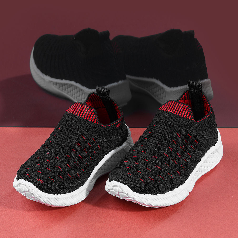 

features upper material synthetic pu sole material padded the actual