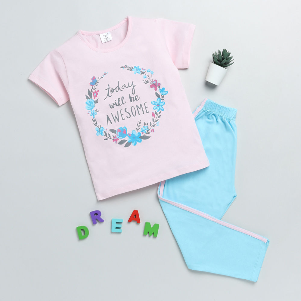 

features top material 100 cotton bottom material 100 cotton the