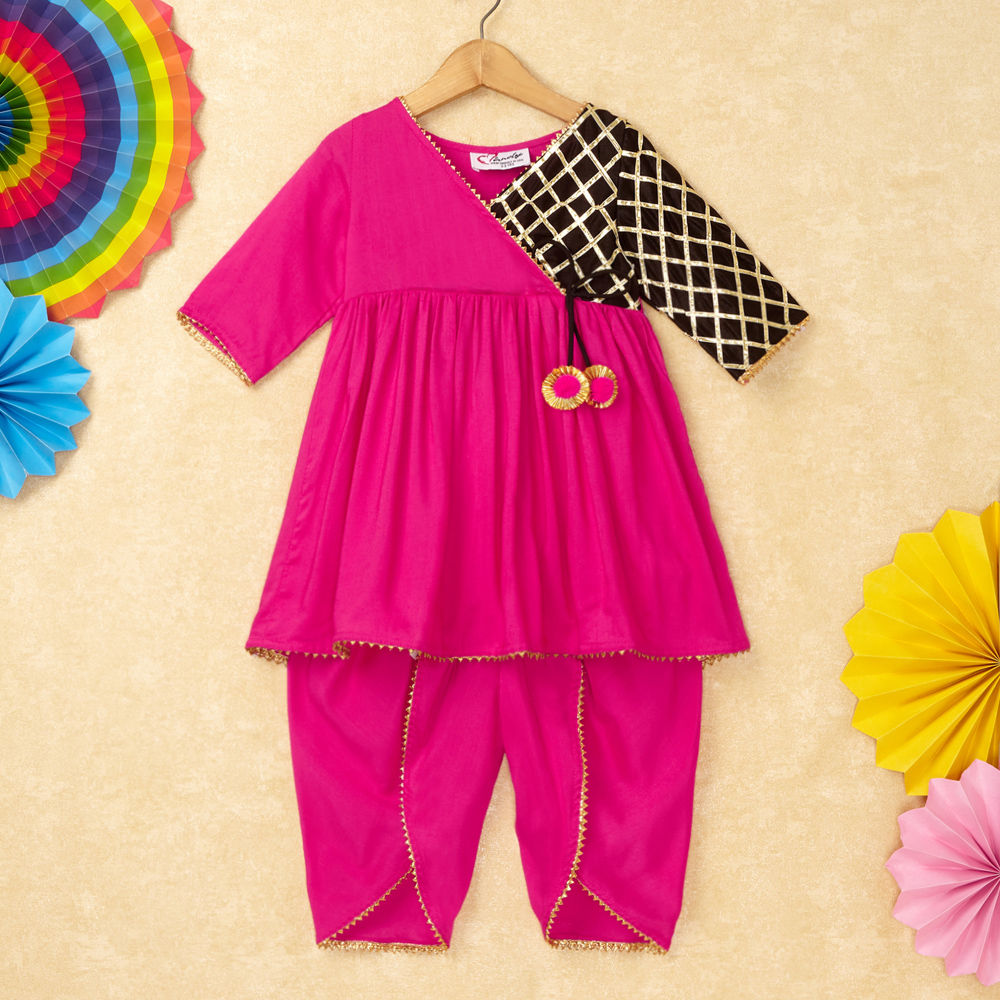 

features material 100 cotton fit type slim the actual product