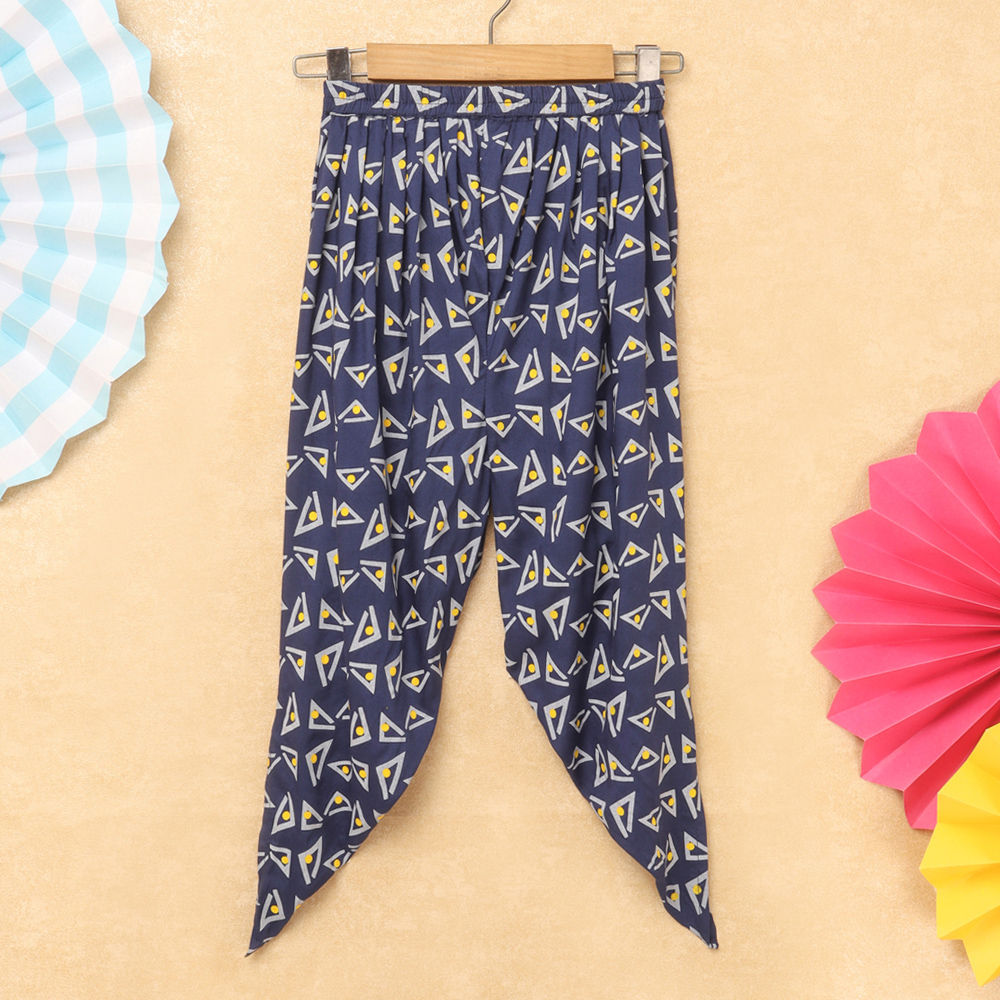 

features material rayon viscose the actual product may differ slightly