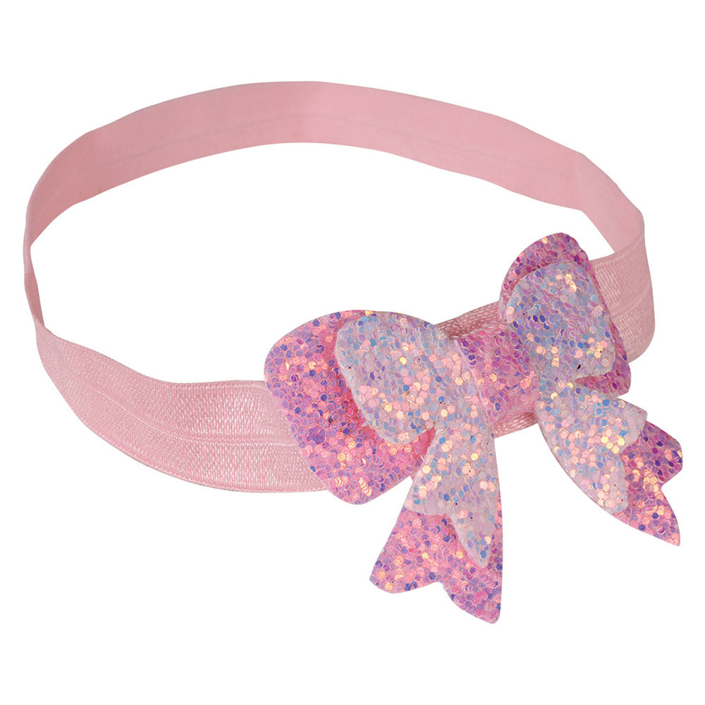 

dress your girl in this lovely accessories and make her