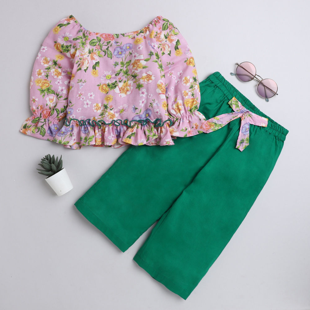 

features material 100 viscose fit type loose the actual product