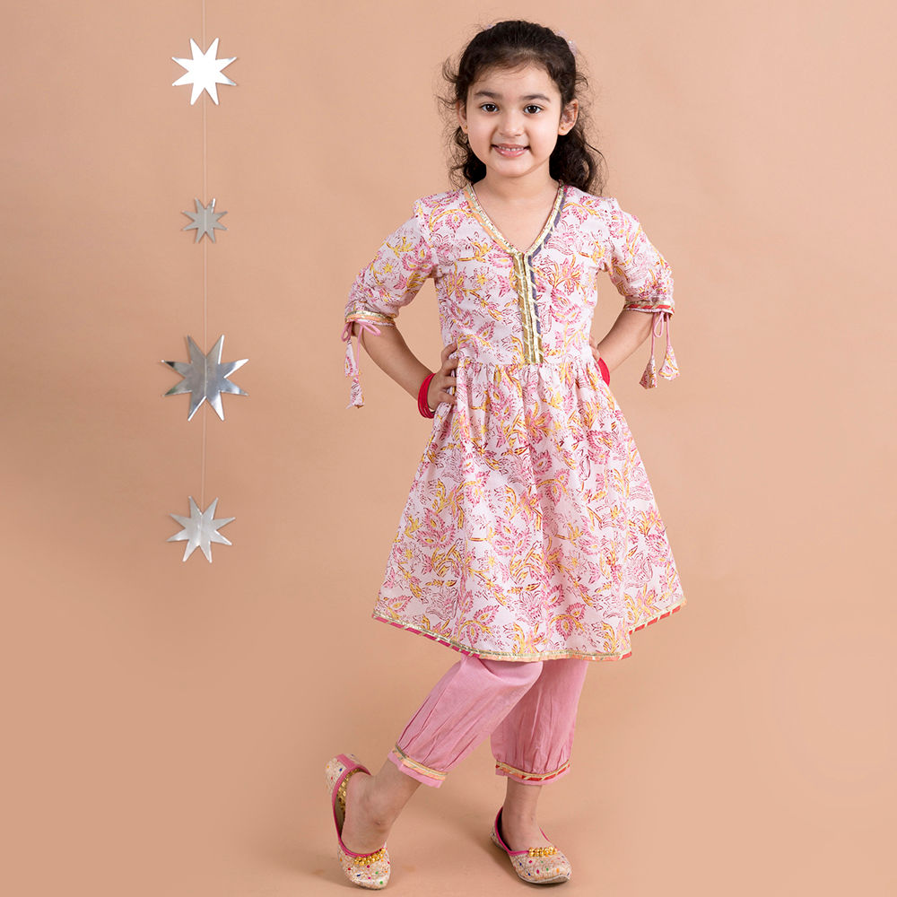 

features material 100 cotton the actual product may differ slightly