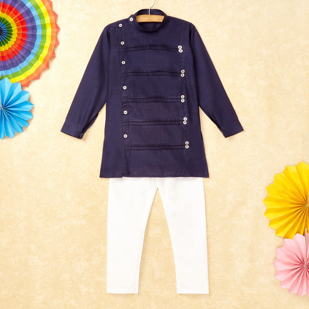 

features material cotton blend the actual product may differ slightly