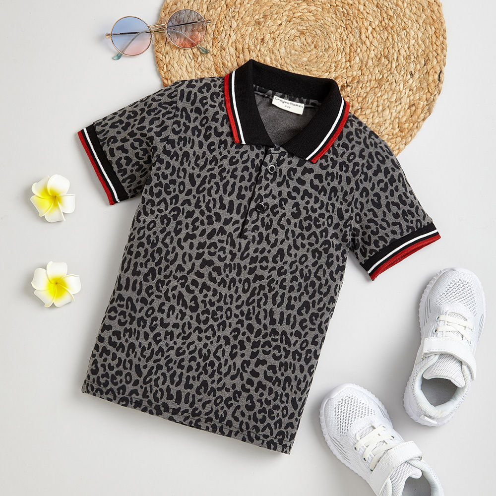 

features material 100 polyester the actual product may differ slightly