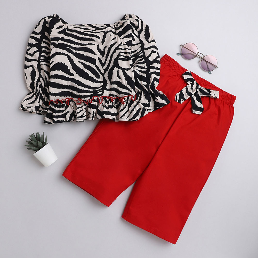 

features material 100 viscose fit type loose the actual product