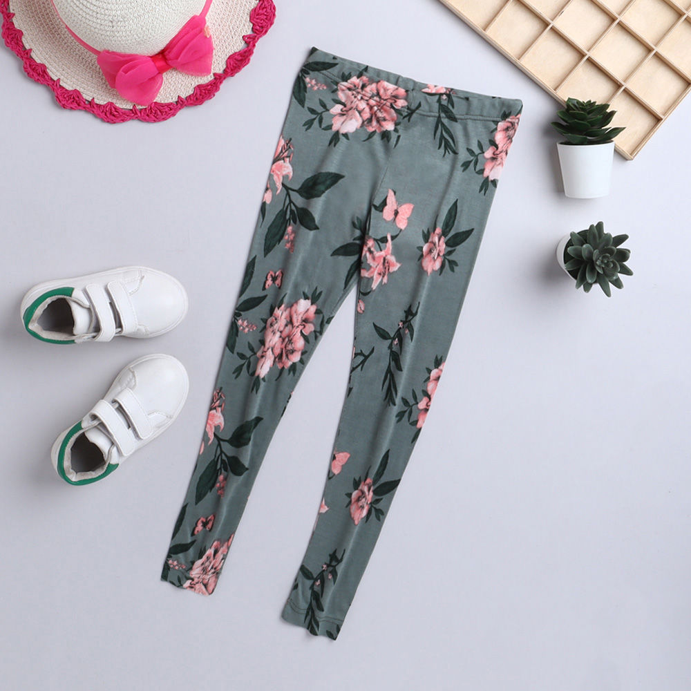 

features material 100 polyester the actual product may differ slightly